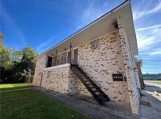 2005 Plaza Dr #C, Chalmette, LA 70043