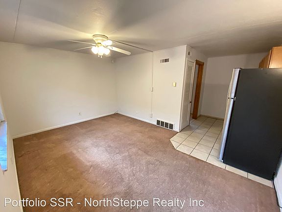 3rd image of 2232 N High St #2878026