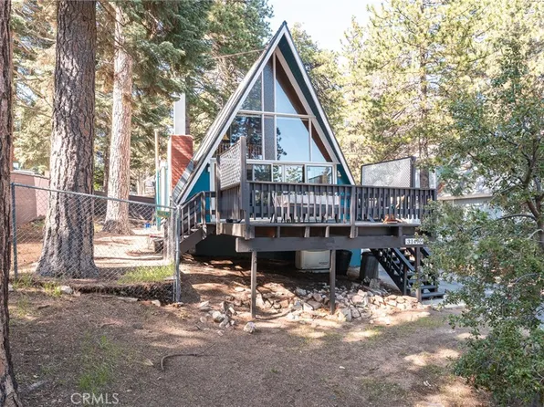 31496 Circle View Dr, Running Springs, CA 92382
