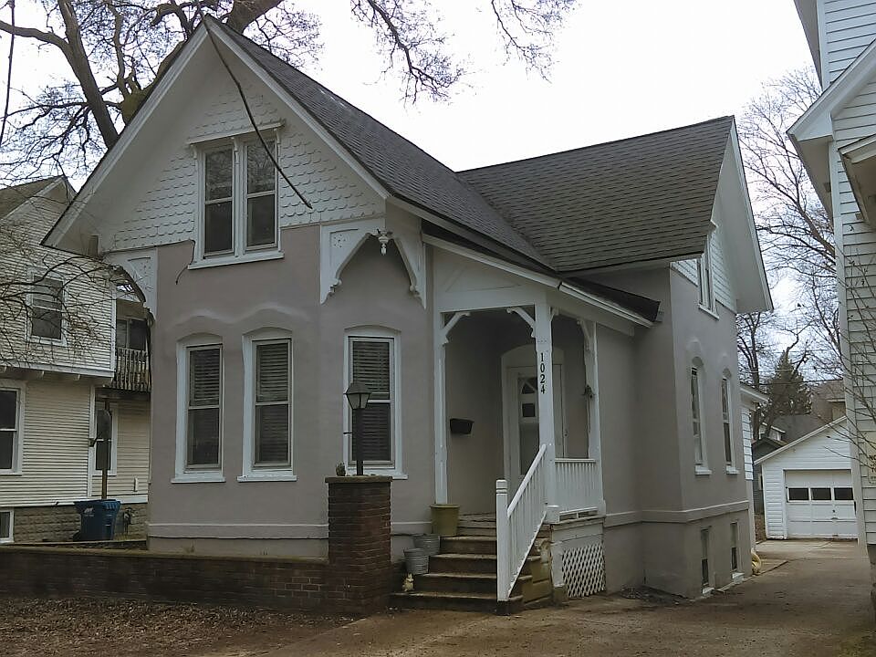 1st image of 1024 Washington Ave