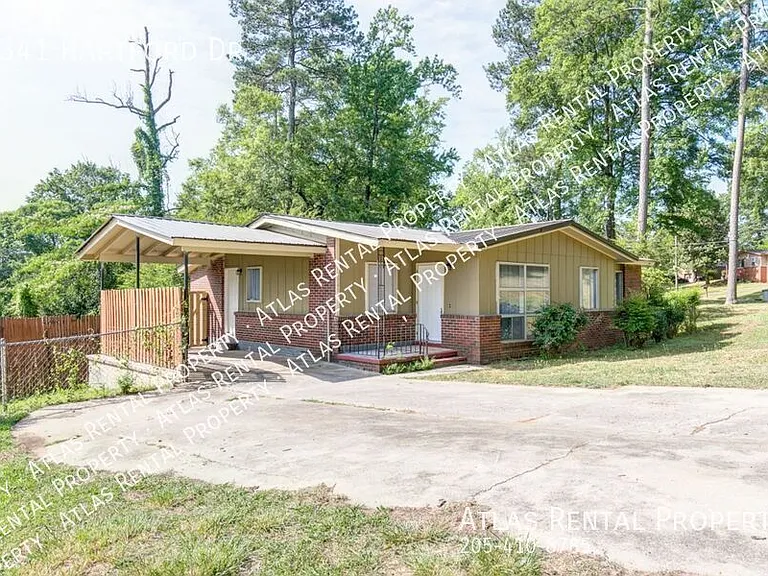 1341 Hartford Dr — Photo 2