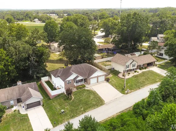 4315 Ann Dr, Alton, IL 62002