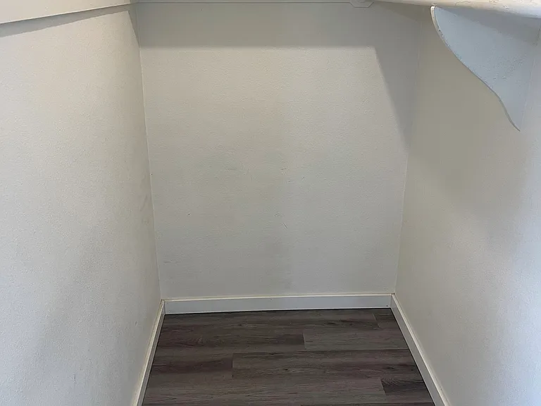 Walk In Closet