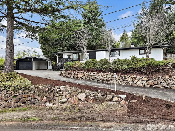 22806 17th Avenue S, Des Moines, WA 98198