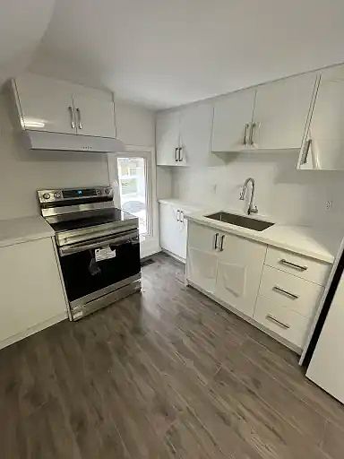 1st image of 171 King St #1A