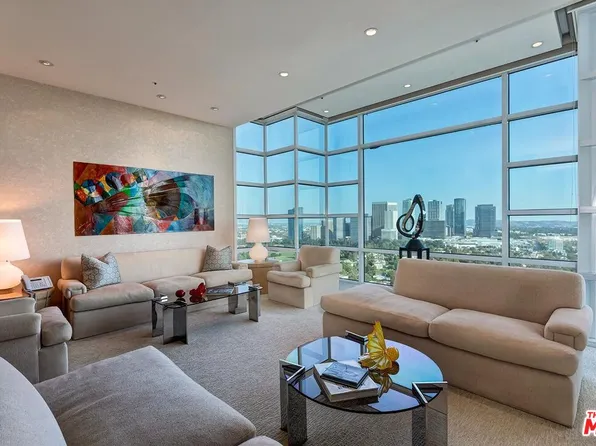 10380 Wilshire Blvd APT 1703, Los Angeles, CA 90024