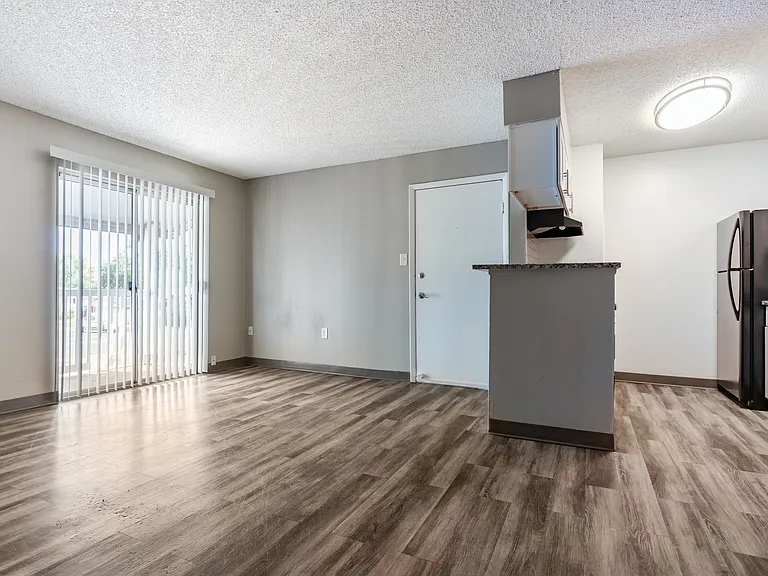 Grammercy Apartments — Photo 12