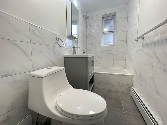 3rd image of 26 Gifford Ave #31E