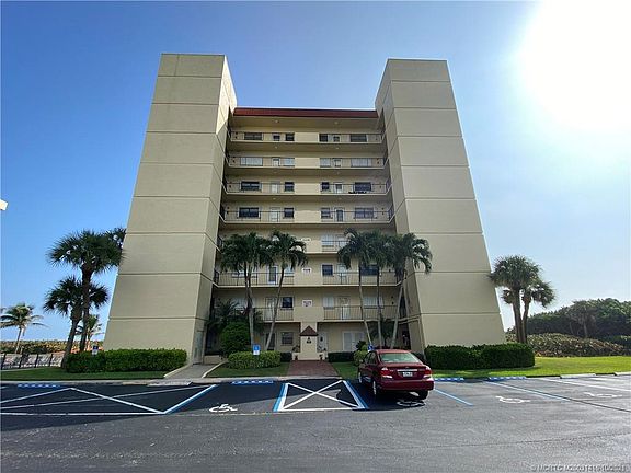 3rd image of 7440 S Ocean Dr APT 223A