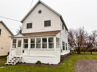 925 Cedar St, Sault Sainte Marie, MI 49783