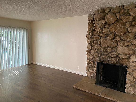 Living room view to courtyard & pool