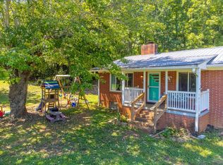 335 Wedgewood Rd, Franklin, NC 28734