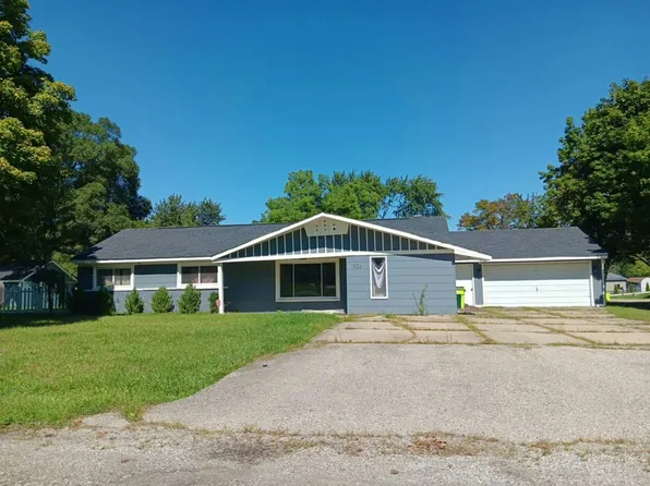 1926 Swaranne Dr, West Bloomfield, MI 48324