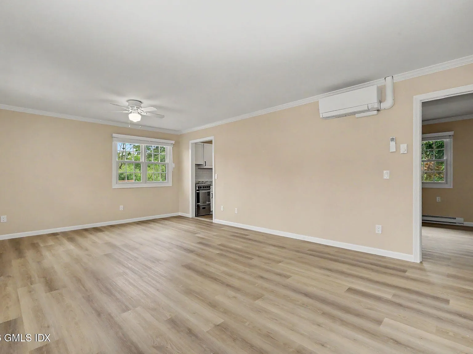 1 bed, 1.0 bath, 564 sqft, $2,750 — Photo 2