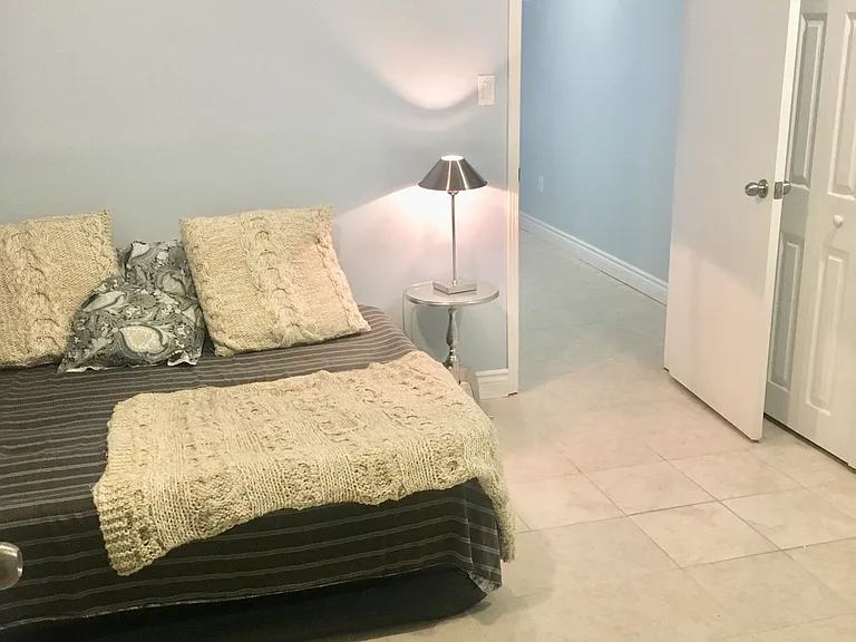 305 Margueretta St #LOWER — Photo 8