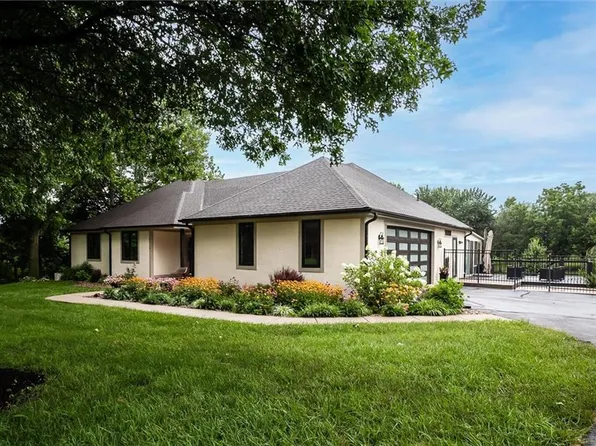 2212 E County Road H, Liberty, MO 64068