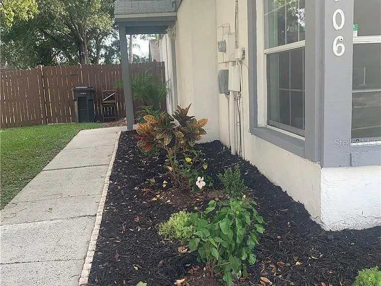 7706 Citrus Field Ct — Photo 2