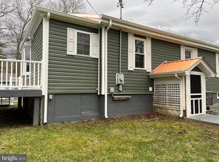 36 Kilgore Rd, Great Cacapon, WV 25422