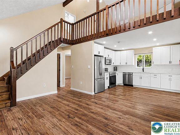 5th image of 3303 Greenbriar Dr