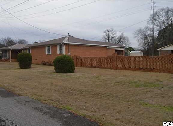 2nd image of 3811 27th St