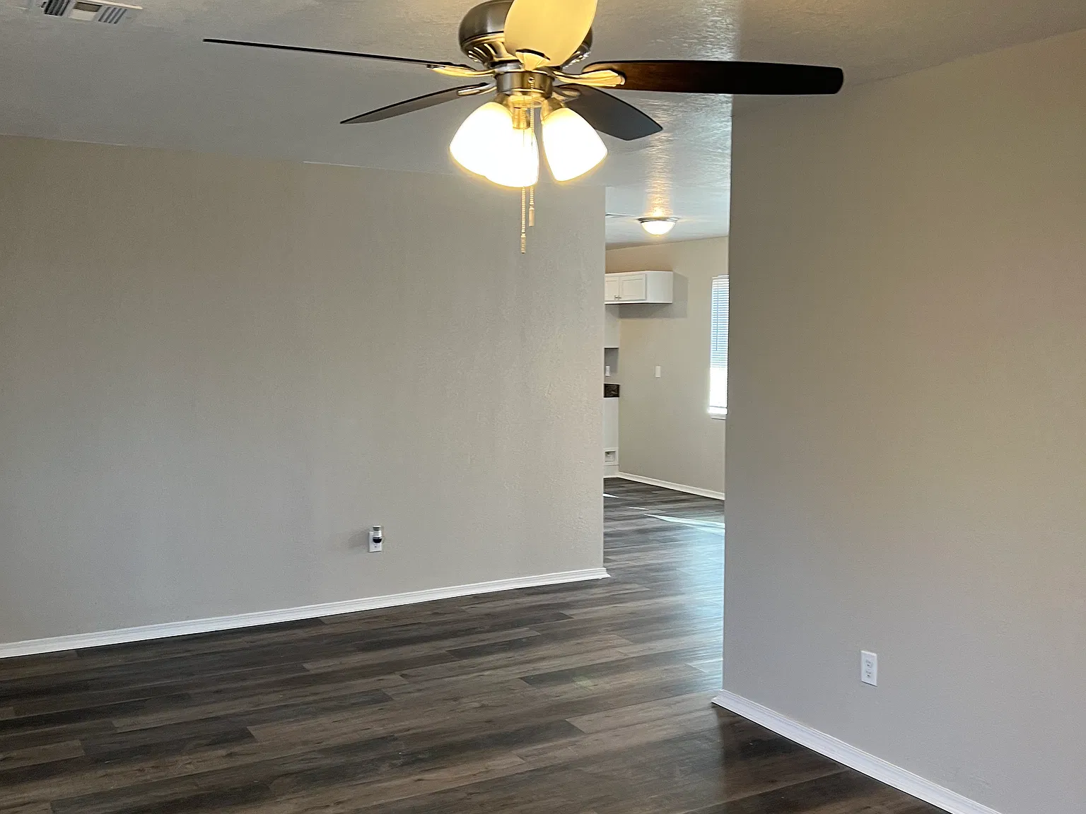 9400 Northeast 11th St. Midwest City, OK 73130 — Photo 3