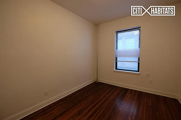 Rented by Citi Habitats | media 53