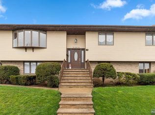 291 Burton Ave, Hasbrouck Heights, NJ 07604