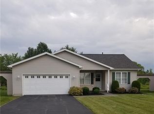 6 Alexander Pkwy, North Tonawanda, NY 14120