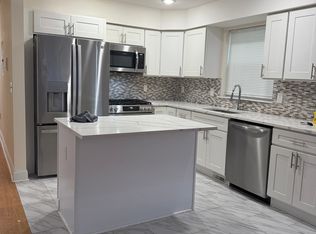 642 Bergen St #1, Newark, NJ 07108