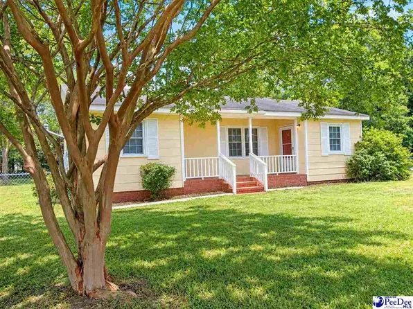 221 Pecan Dr, Cheraw, SC 29520