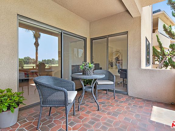 3rd image of 637 Wilcox Ave APT 2A