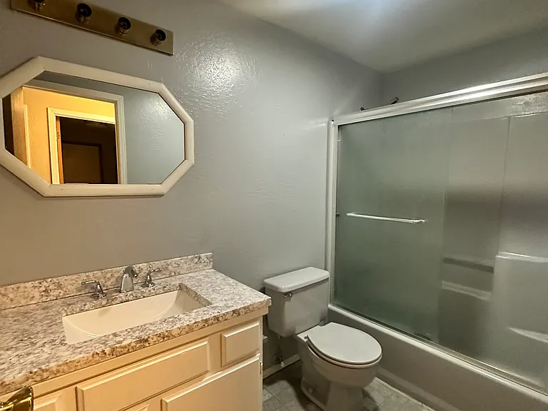 995 E Loch Maree Dr — Photo 15