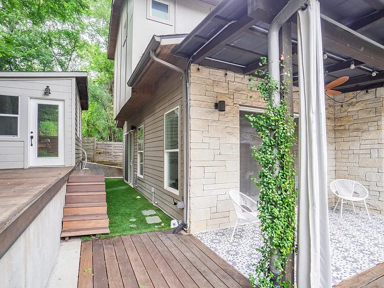 3913 Valley View Rd #A — Photo 27