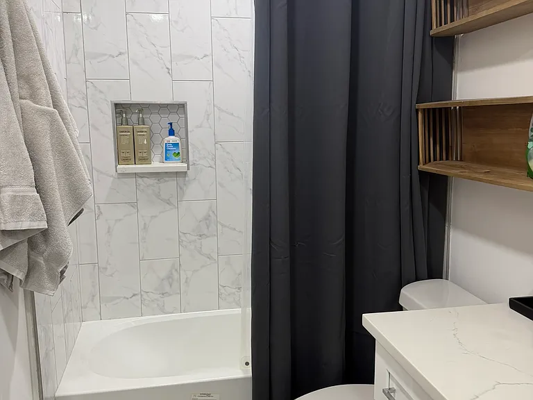 2718 Old Field Dr #302 — Photo 10