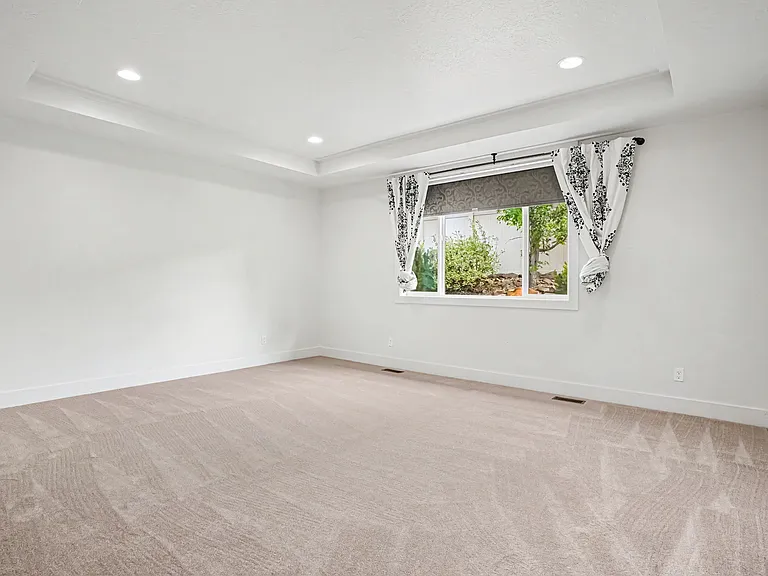 6120 N Hacienda Ave — Photo 13