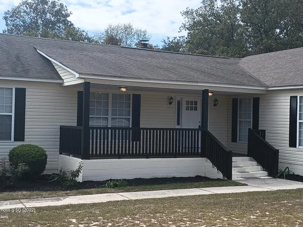 124 Briar Creek Dr, Lizella, GA 31052