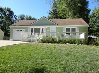 7701 W 65th Ter, Overland Park, KS 66202