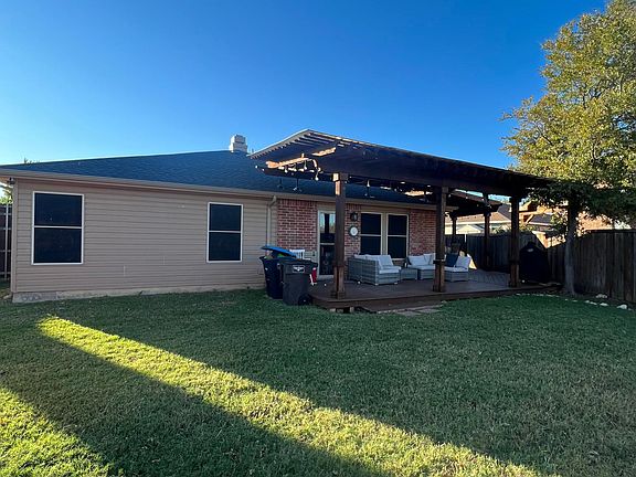 4th image of 5572 Ventura St