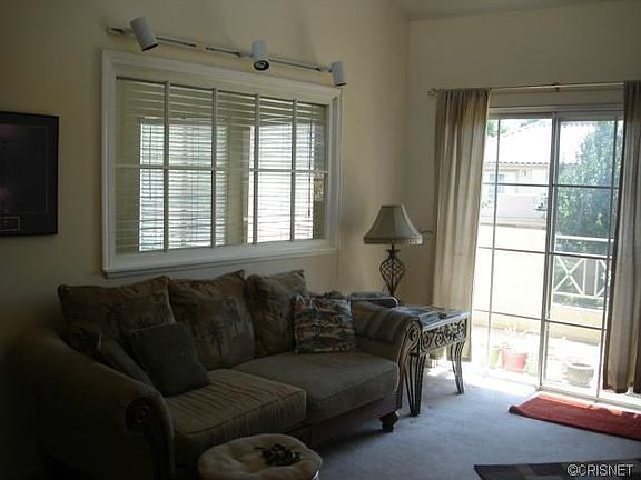 4th image of 23715 Del Monte Dr Unit 204