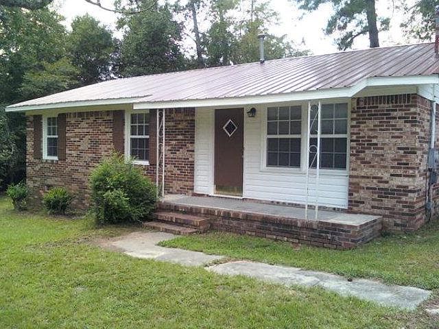 1st image of 7202 Terrace Dr