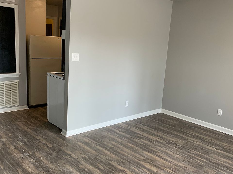 Southern Manor Apts 12 Plex 2 2600 W 30th Ave Pine Bluff AR Zillow