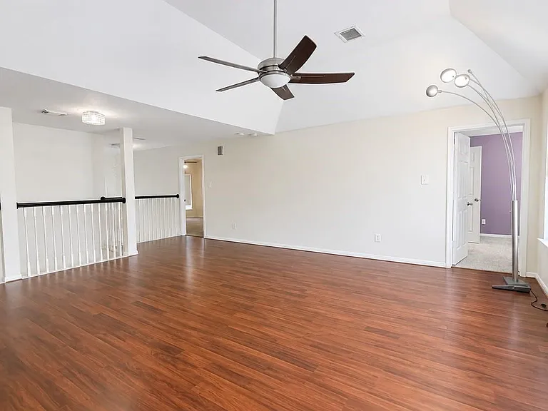 11915 Gardner Park Ln — Photo 21