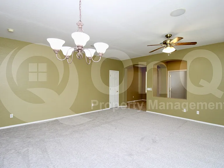 1199 E Browning Pl — Photo 6