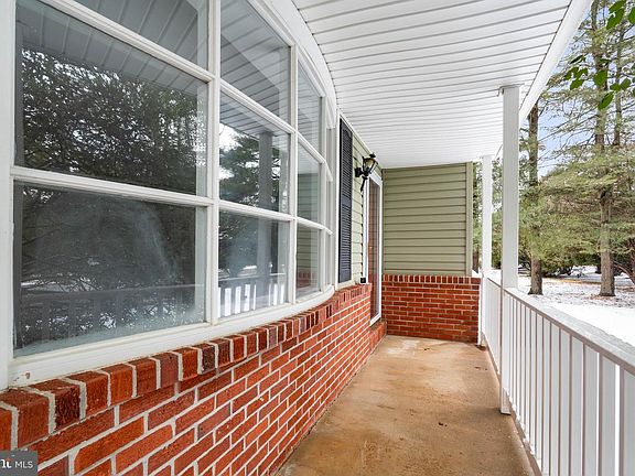 4th image of 900 New Bridge Rd