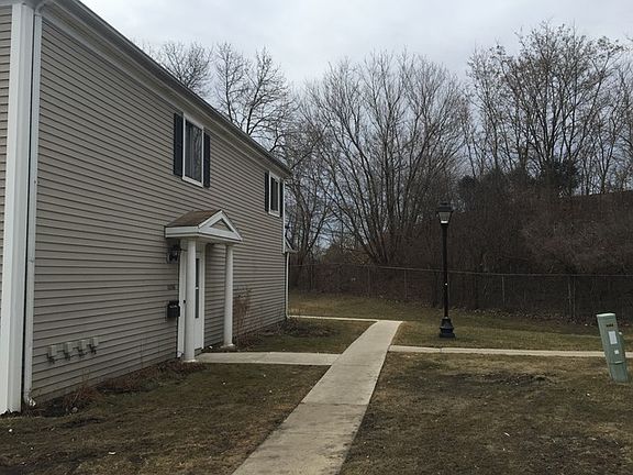 2nd image of 1236 Cove Dr #223-D