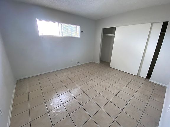 4th image of 3330 Cambridge St APT 2