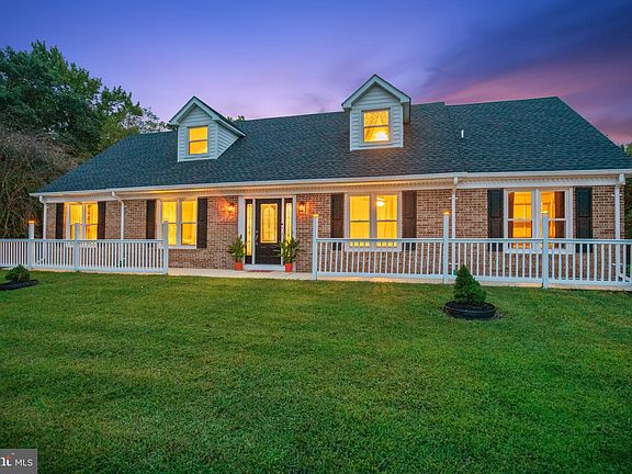 2nd image of 45848 Stoney Ct