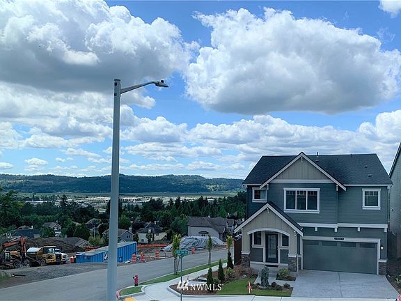 3rd image of 13383 186th Avenue SE #100