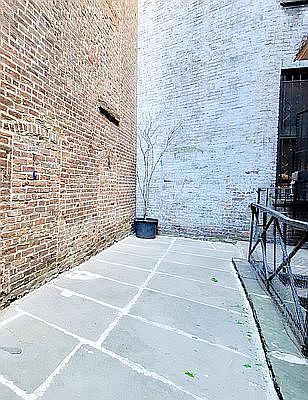 1st image of 188 Norfolk St #1L