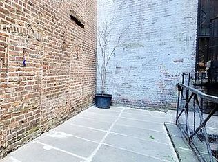 188 Norfolk St #1L, New York, NY 10002